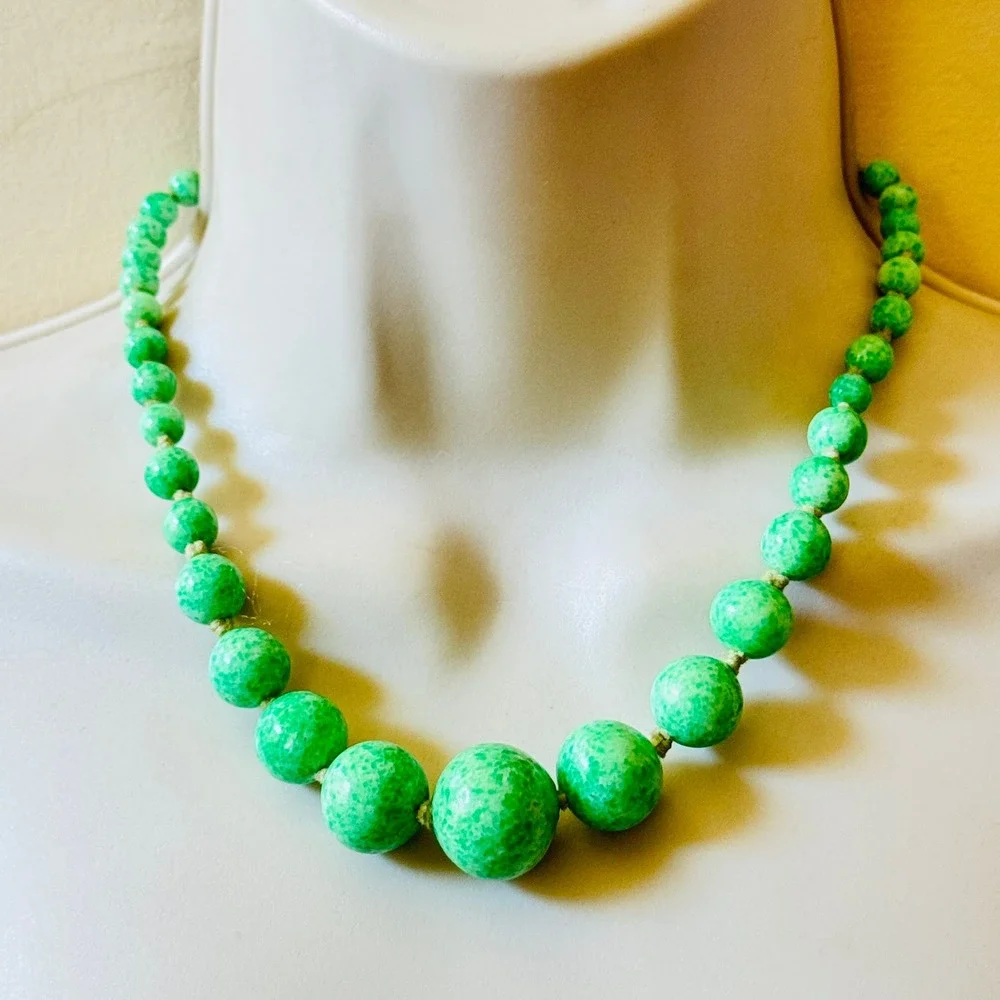 VTG Art Deco Czech Green Peking Glass Necklace Flapper Beaded‎ Beads Choker 17